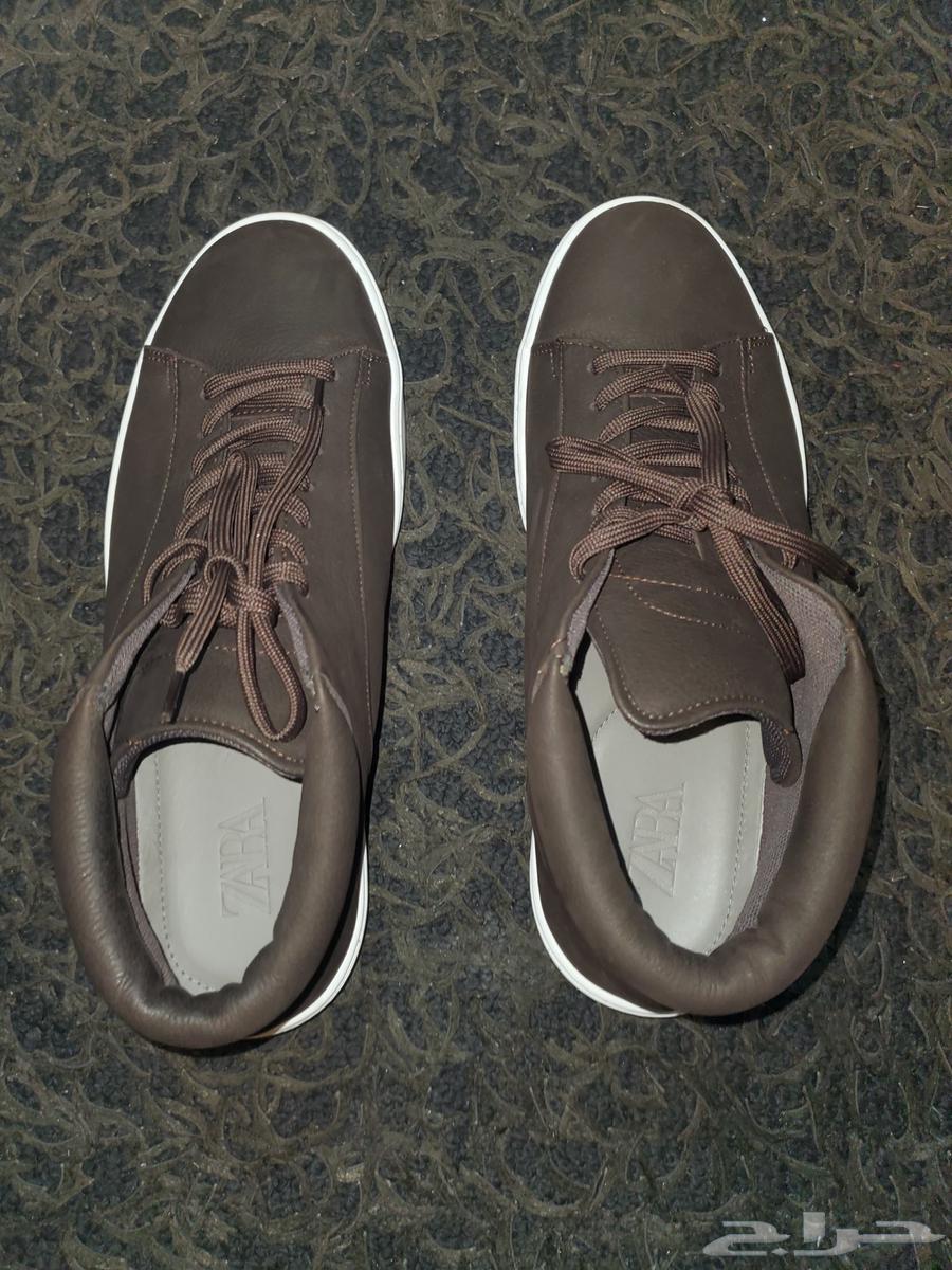 Leather boots from ZARA  
Sneakers from ZARA63079783216385111