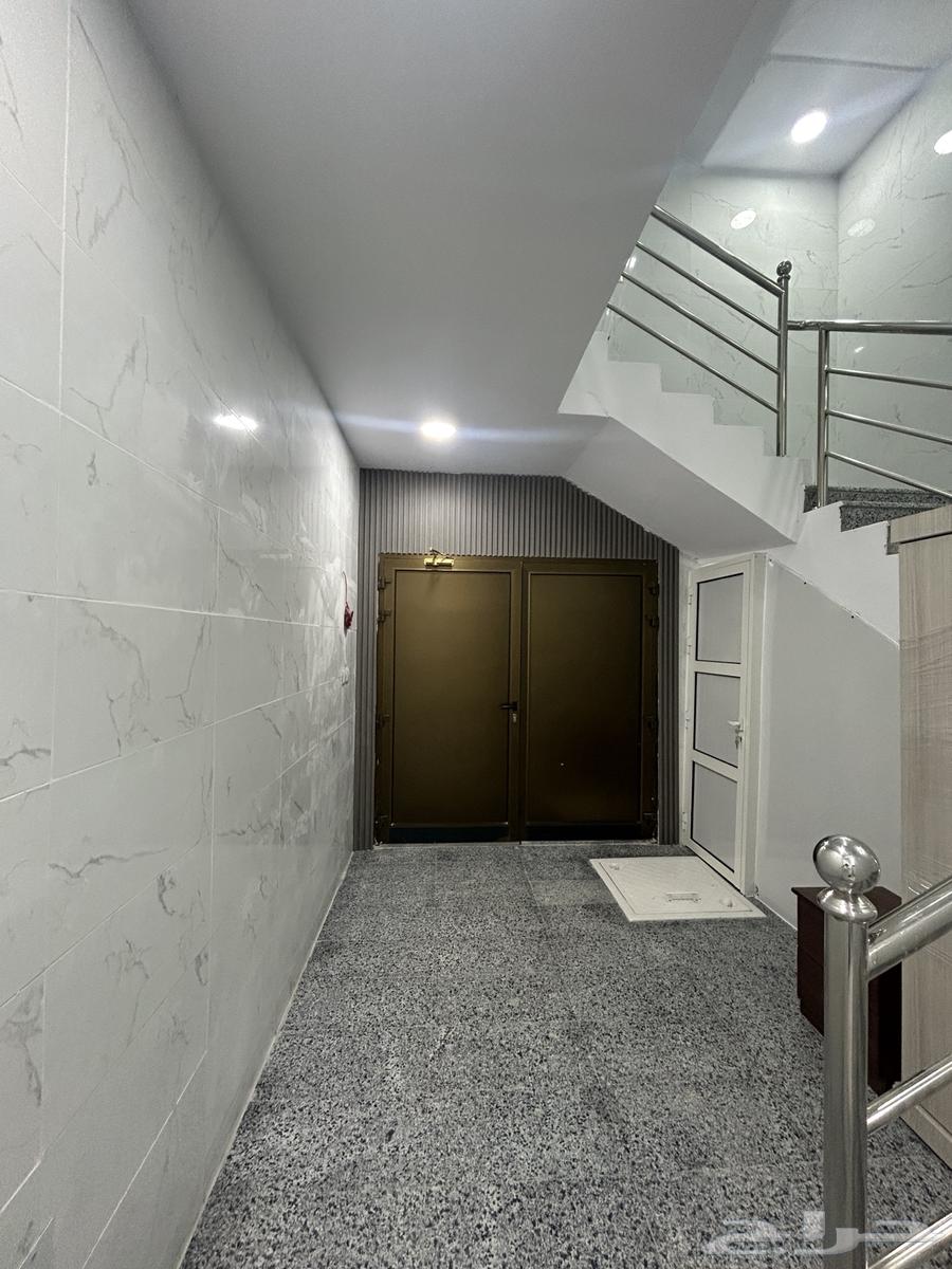 للبيع عمارة تجارية سكنية جديدة مؤثثه63010918928129113