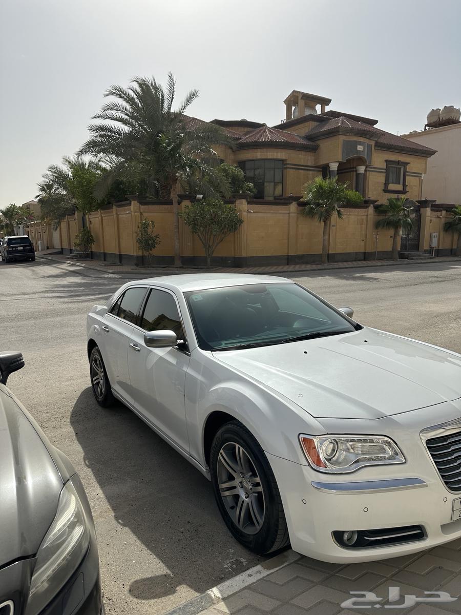 للبيع كرايسلر 2014 نظيفة جدا ممشى 180k - مستخدم أول63119544855298113