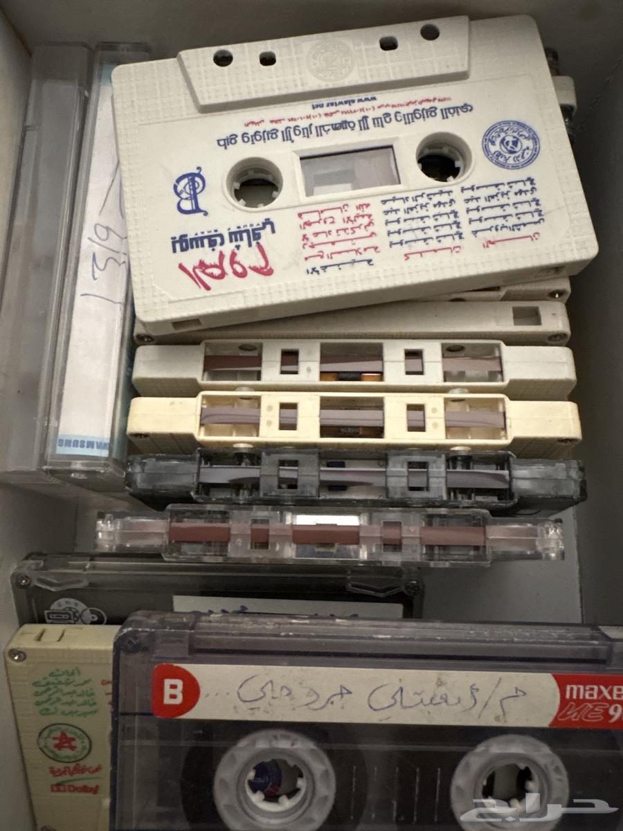 Old song cassettes63471223045505114