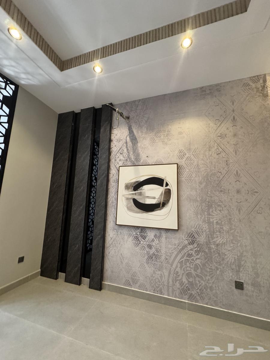 فيلا بتشطيب مميز دبل هايت وسكاي لايت63012945814529113