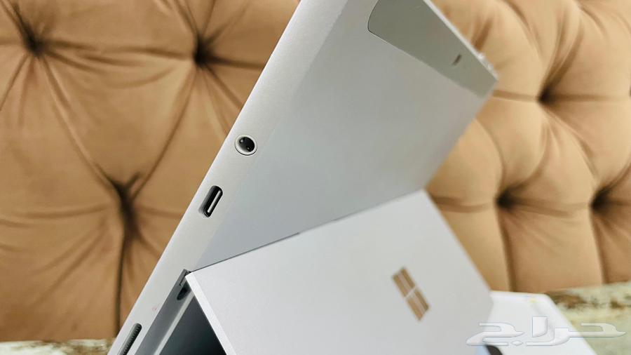 Microsoft for sale 600 riyals63081054439554112
