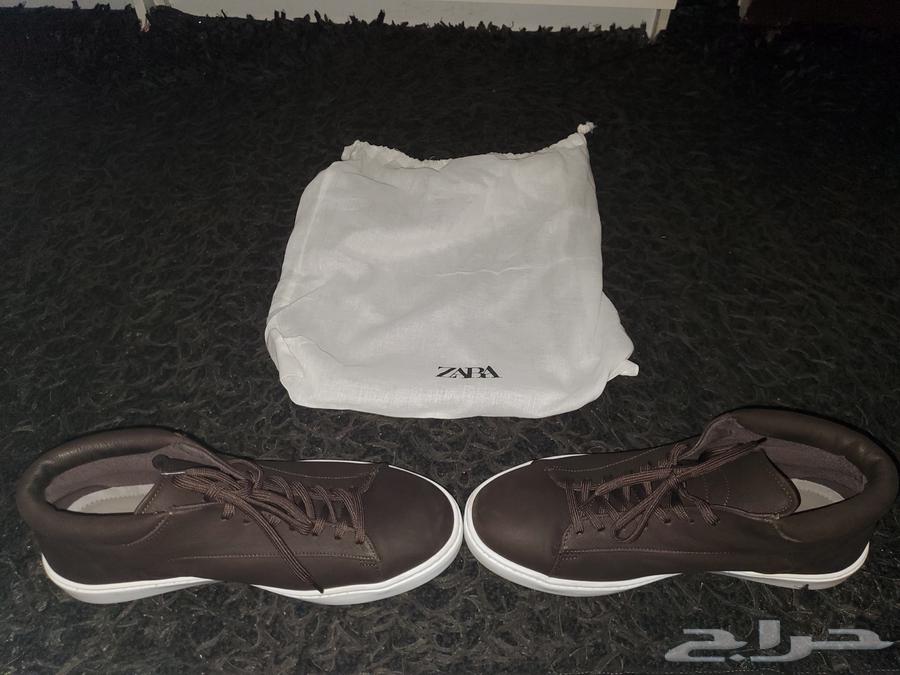 Leather boots from ZARA  
Sneakers from ZARA630797832163851114