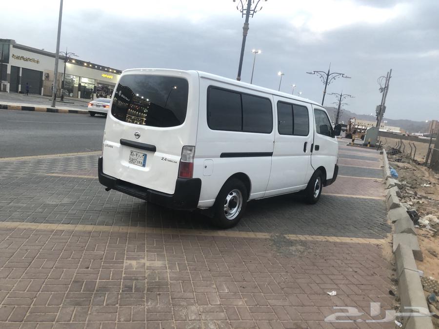 Nissan bus rental63117611563649111