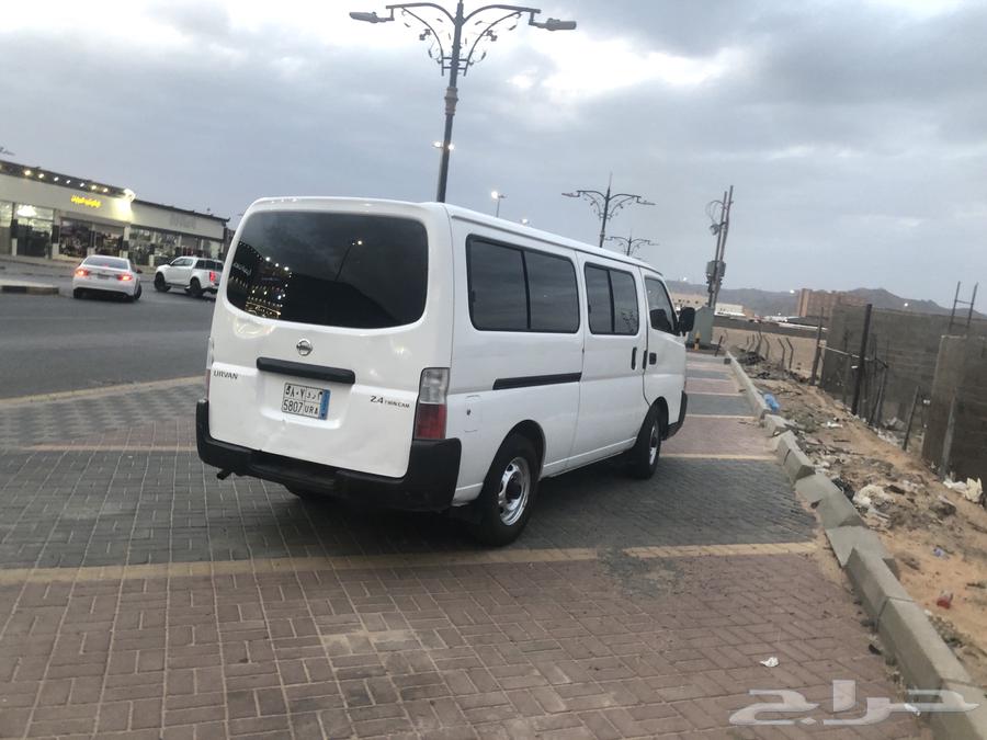 Nissan bus rental63117611563649115