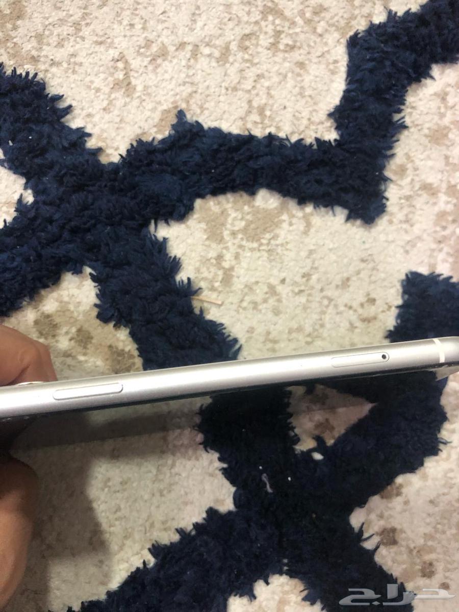 New iPhone 11, never used anything but the screen is broken, 128 GB63080637292547111