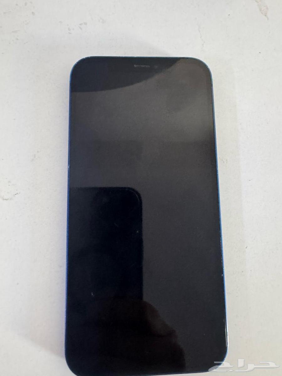 iPhone 12 is clean, no deformations, no cracks, nothing63078972354691111