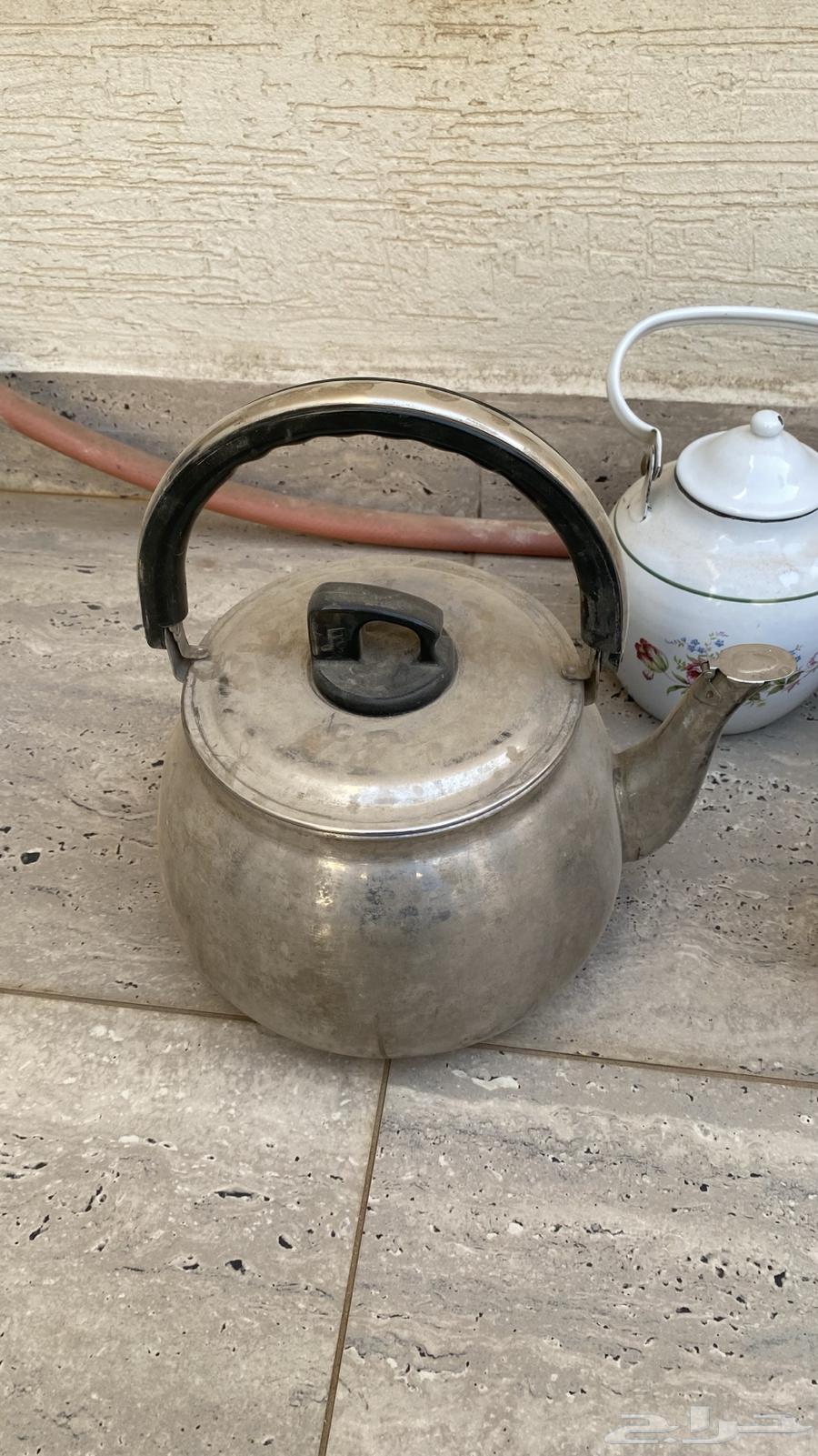For sale: coffee pots and teapots630765322547211112
