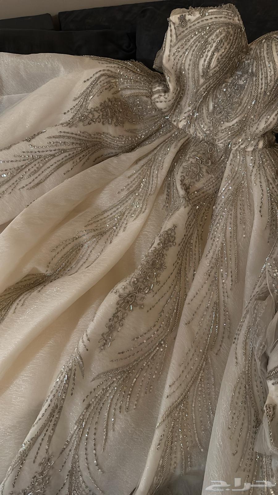 Bride's dress630777591668491120