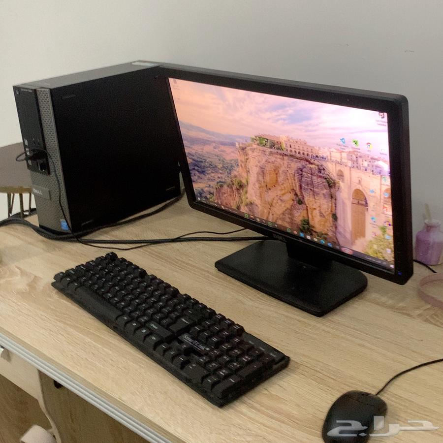 PC with keyboard, screen and mouse63076546439425112