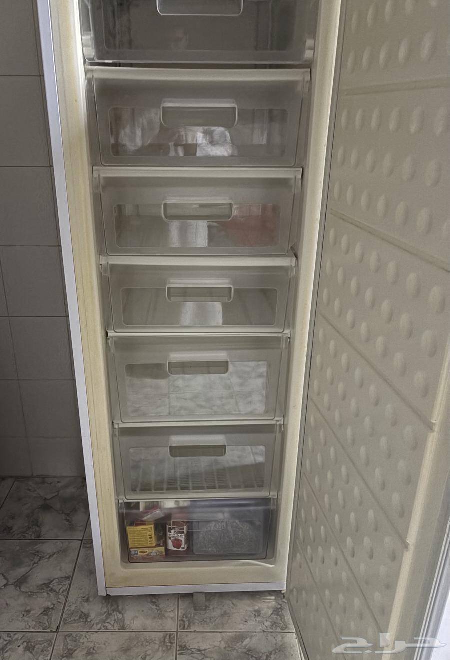 Used freezer63076145423107112