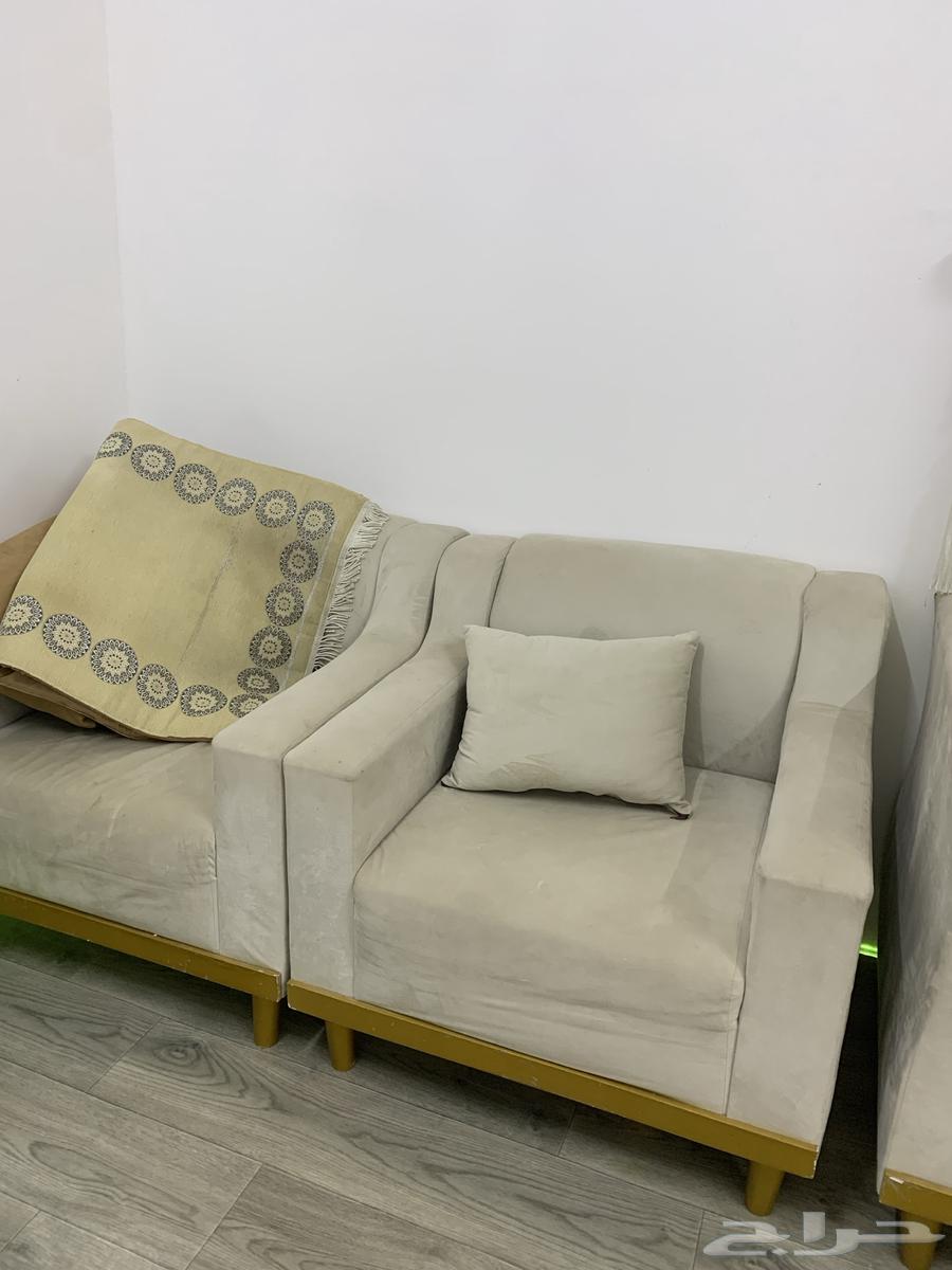 Very clean room63076167904387111