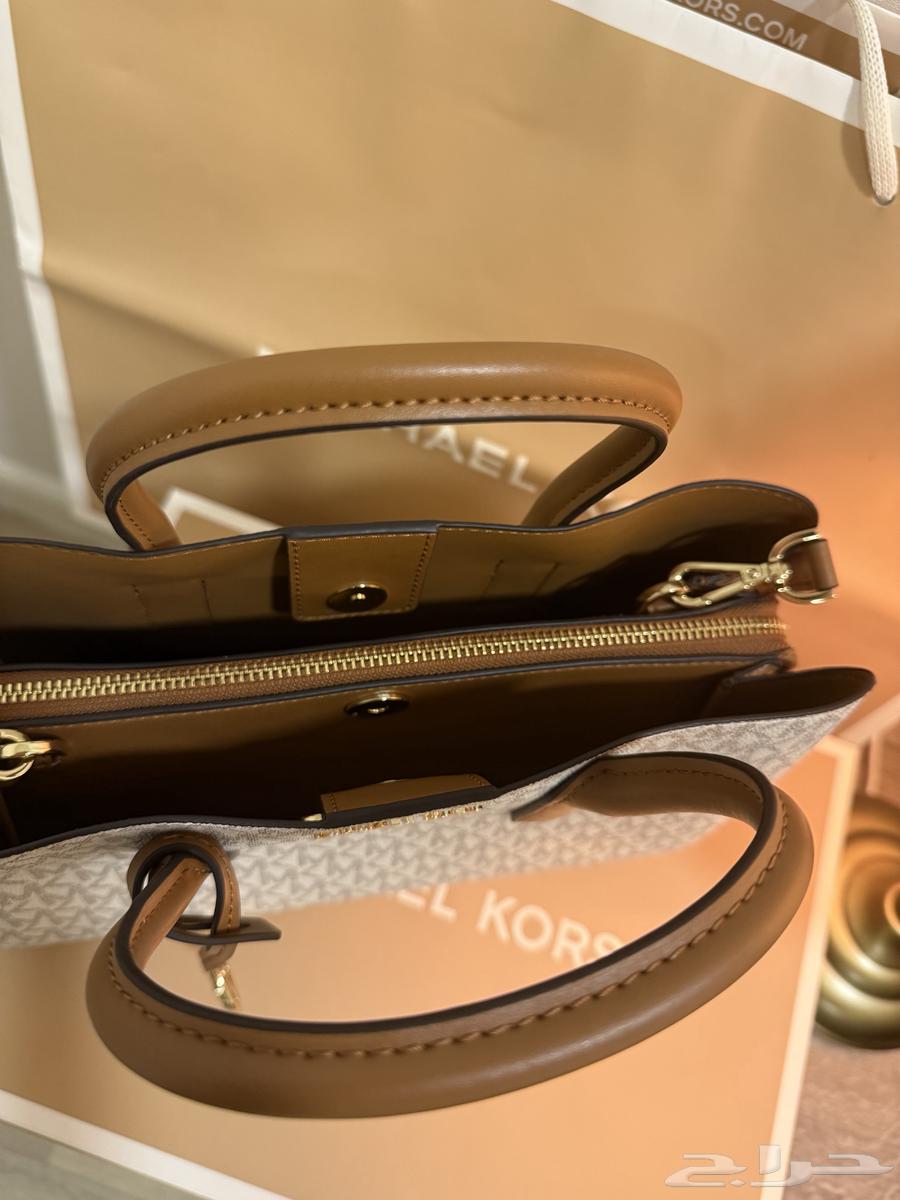 MK Bag63077748897922113