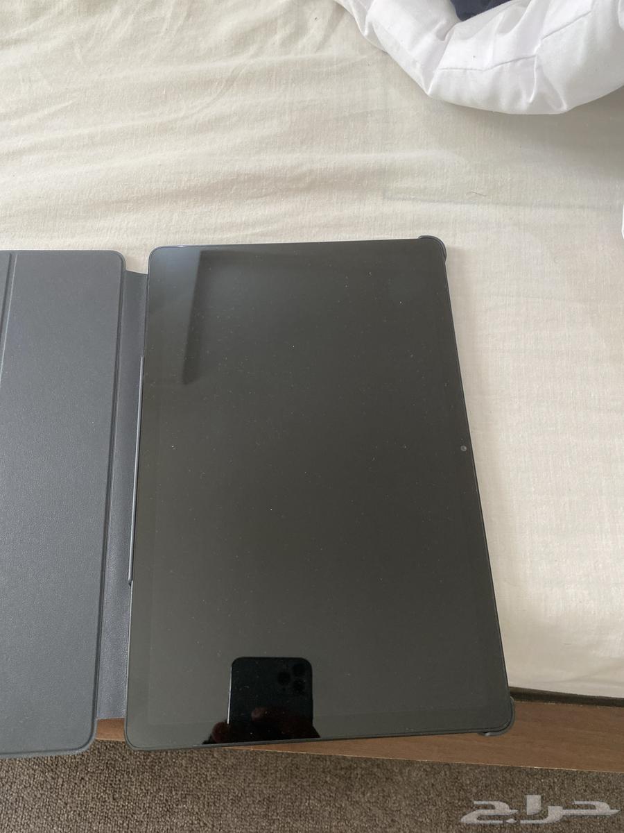 HONOR63077359497218112
