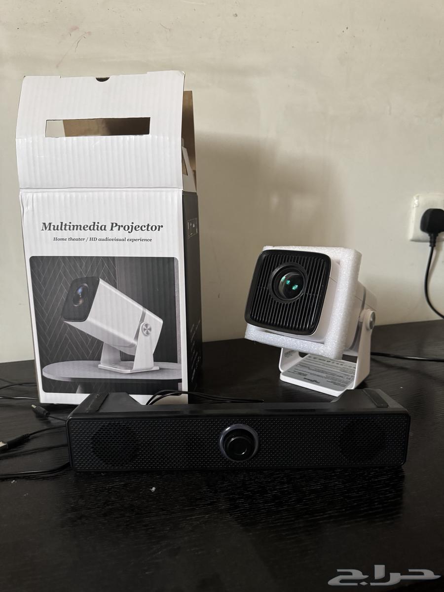 4K Projector63077369803393112