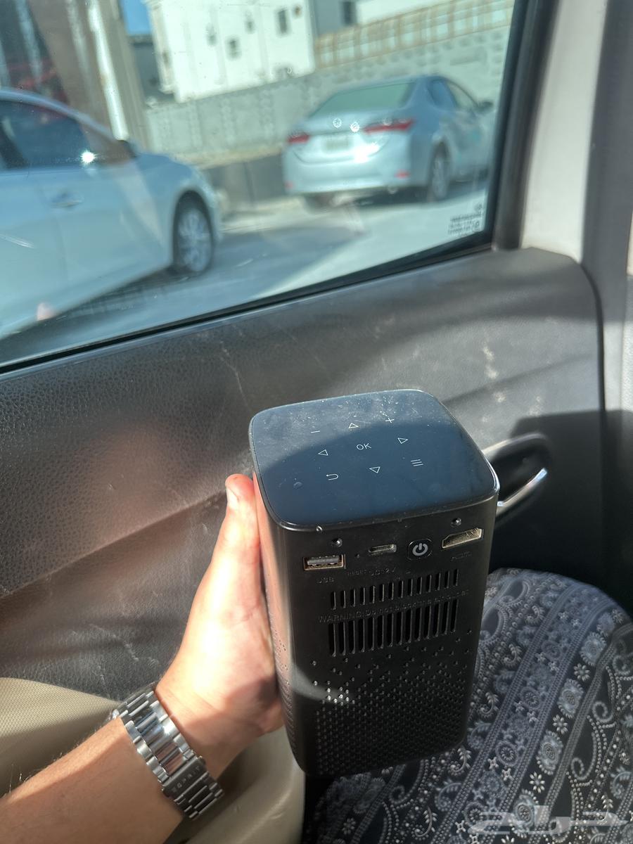 Projector for sale, up to 40063076927788162111