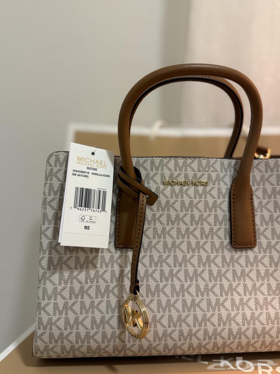 MK Bag63077748897922111