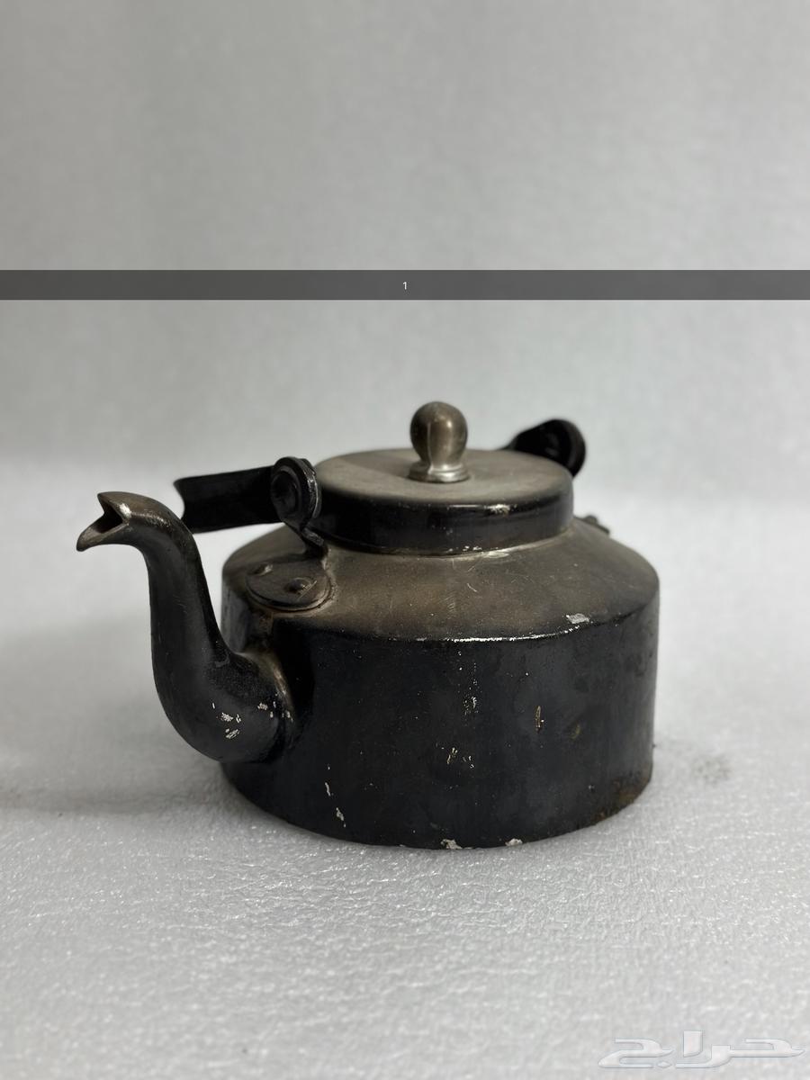 Old jars were tied and Abu Bint63075781248641111