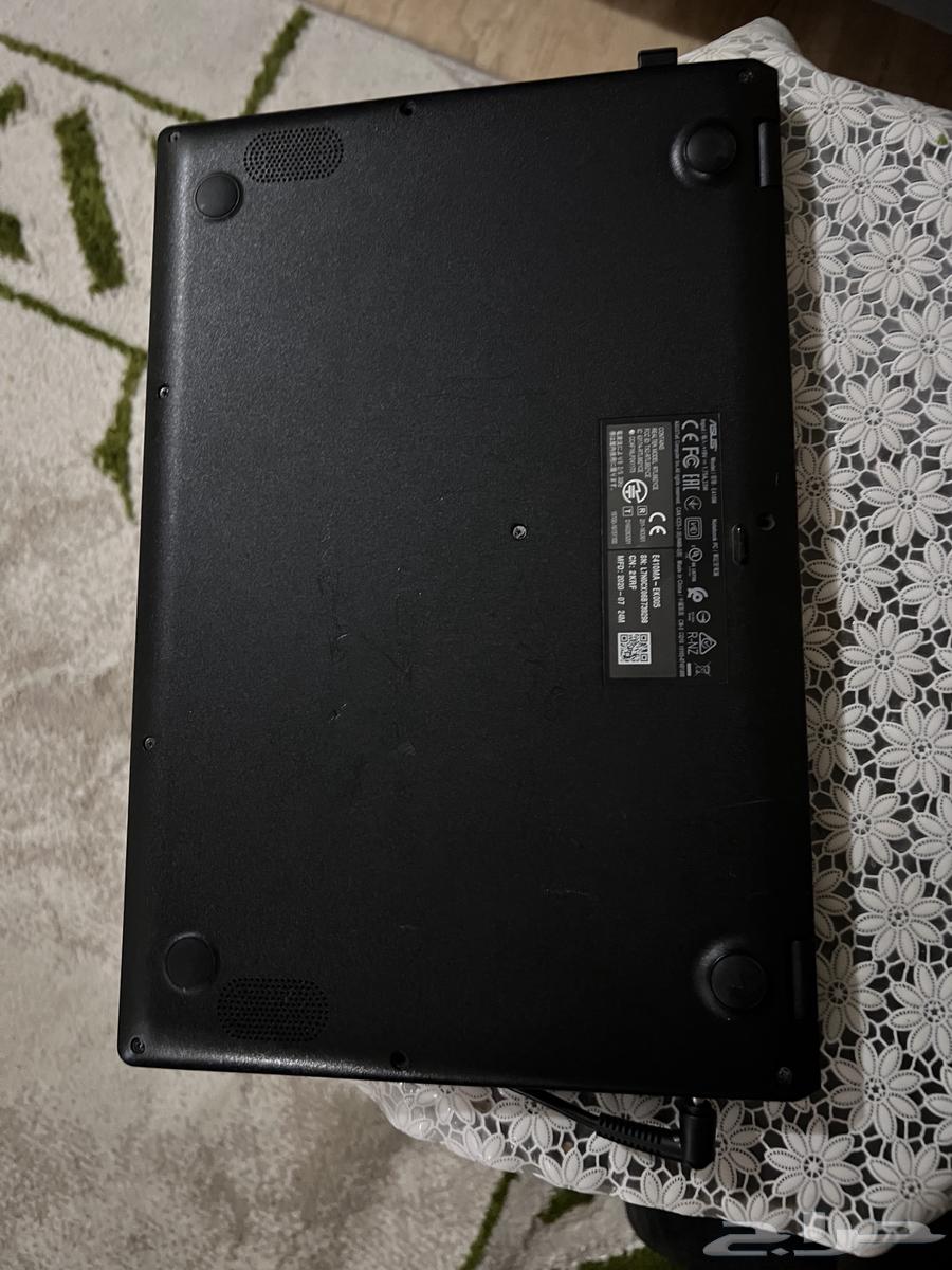 For sale: laptop and projector device63076938016257112