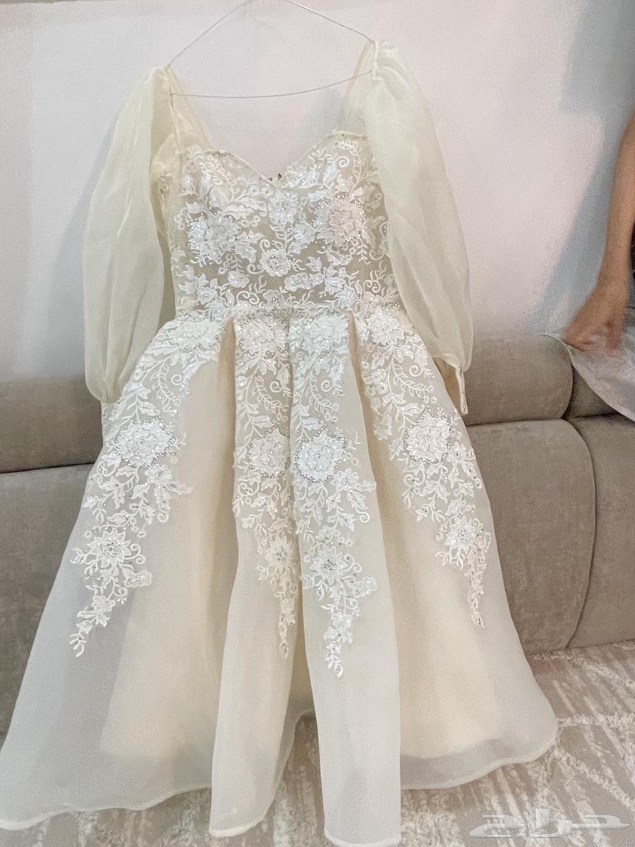 Half dress63078567716225112