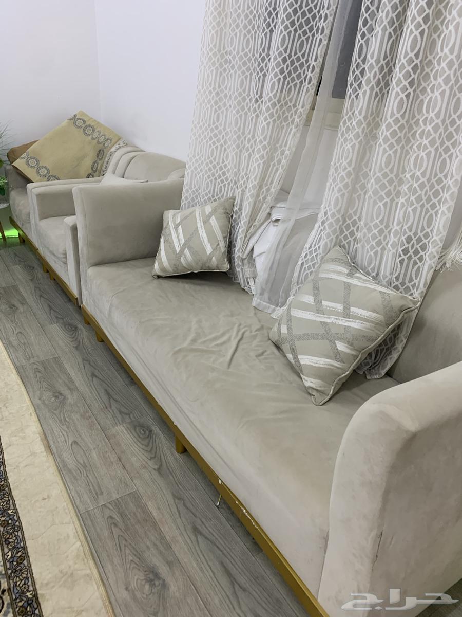 كنب نظيف جدا63076167904387113