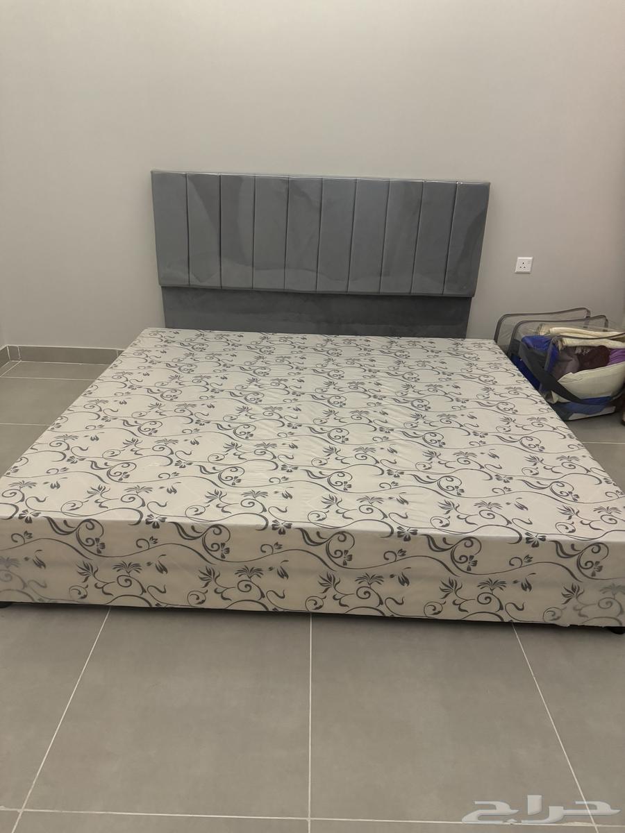 سرير مزدوج630769130522901120