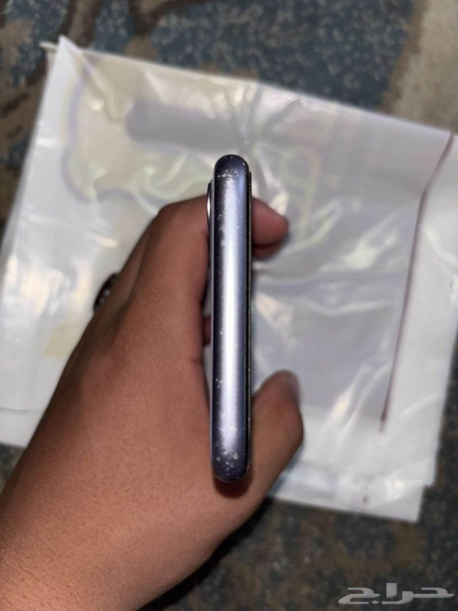 ايفون 1163077364994435113