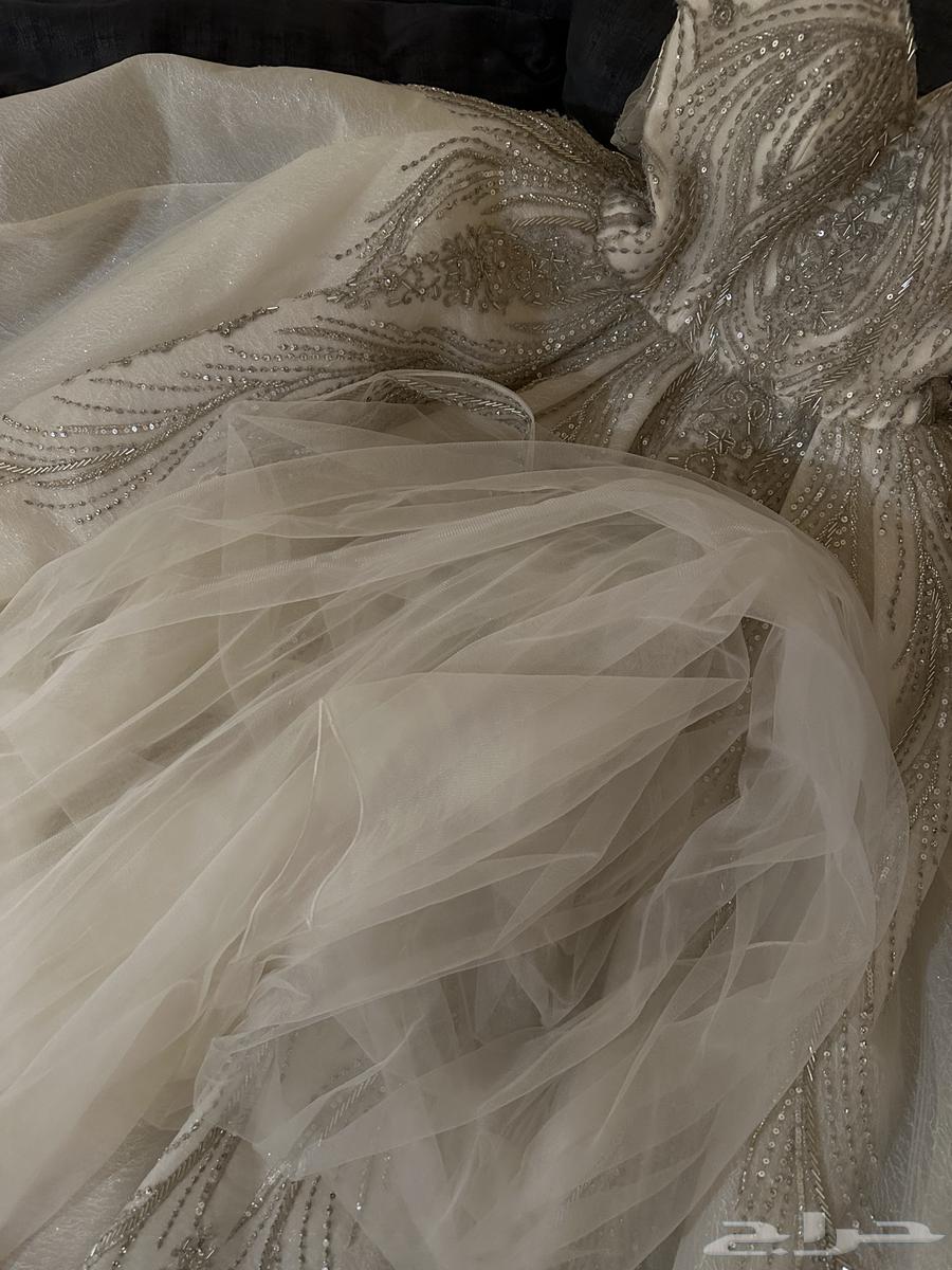 Bride's dress63077759166849111