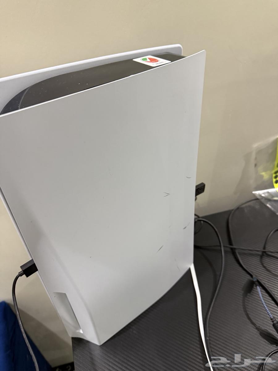 PlayStation 5 with accessories63078993407491113