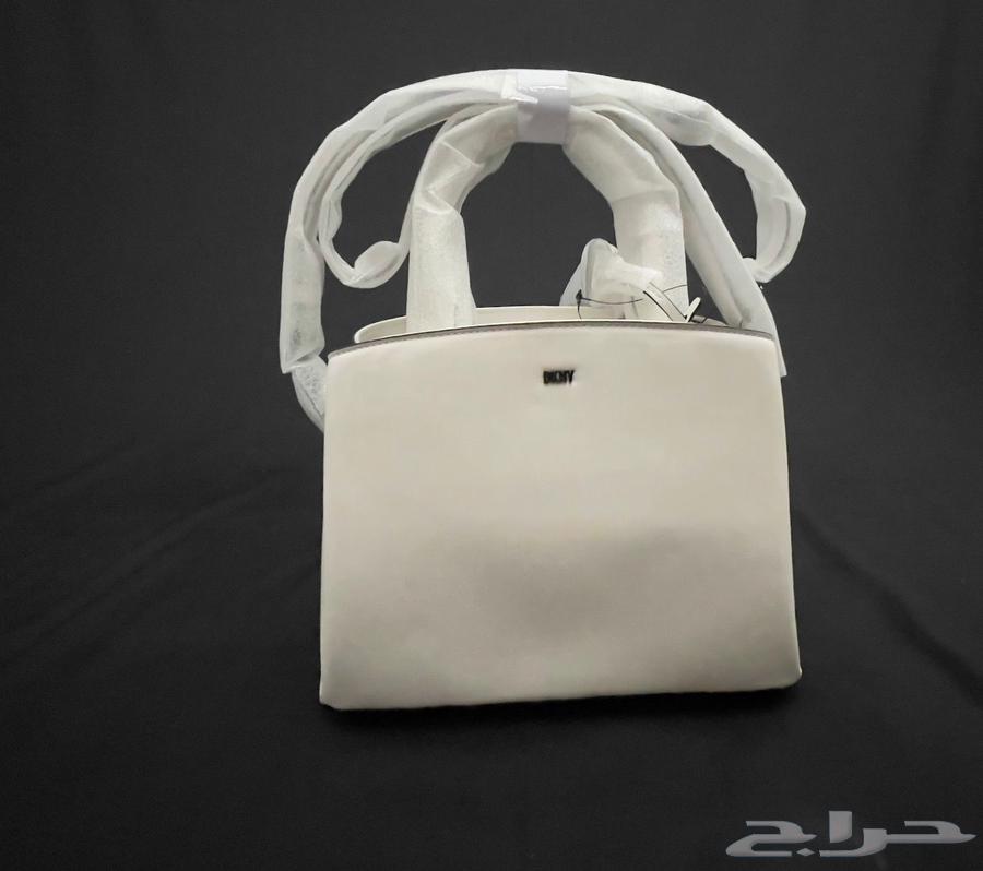 DKNY Bag or Handbag63077749163521112