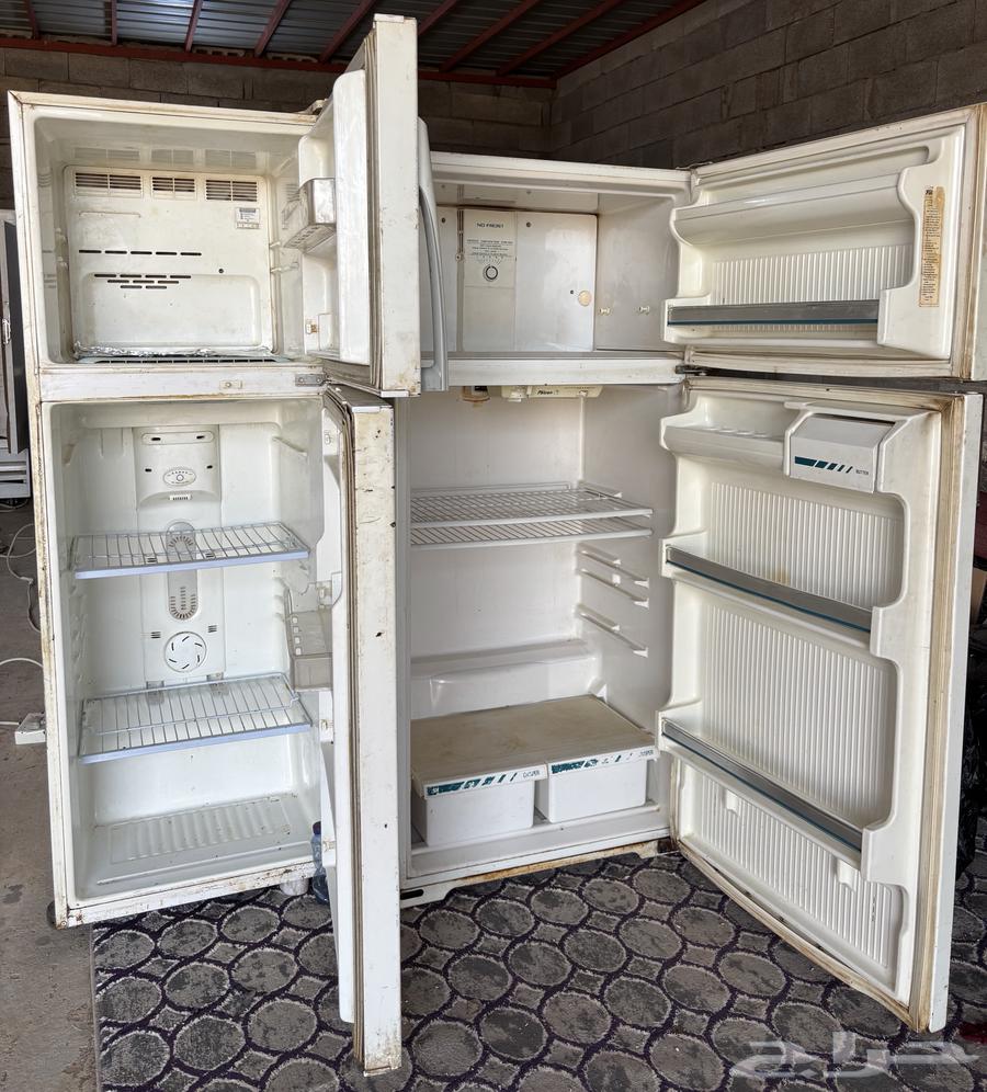 Air conditioner and refrigerator63075786398209111