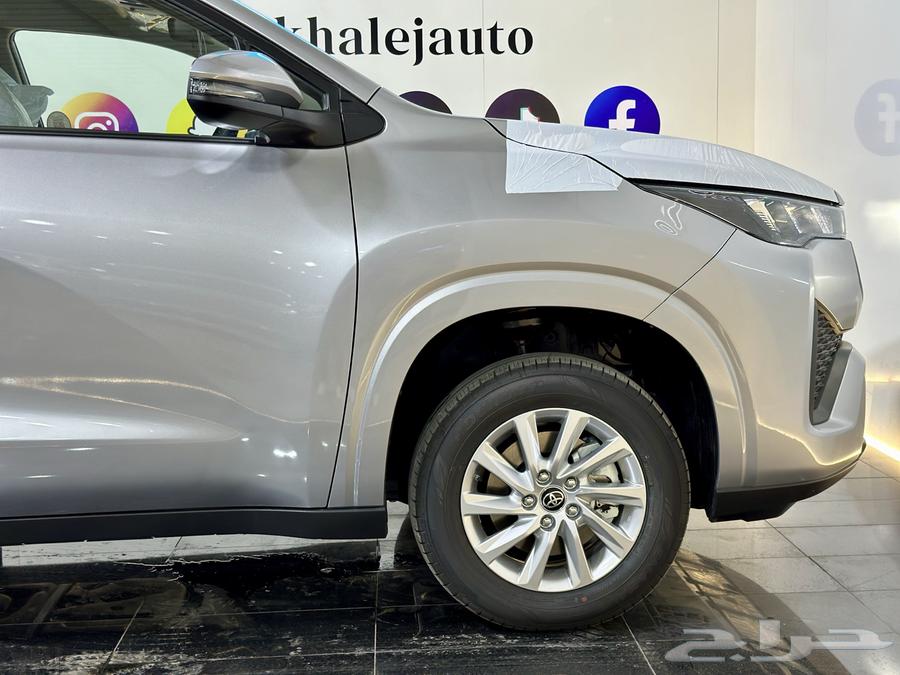 Toyota Innova Petrol Model 202463115849535617114