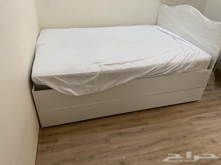 300  سرير نفر ونص واكبر مقاس 140 عبارة عن سريرين63078178589697114