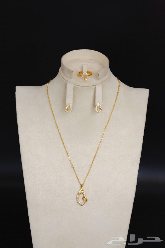 Selling alternatives to gold, zircon and diamond63076167803649112