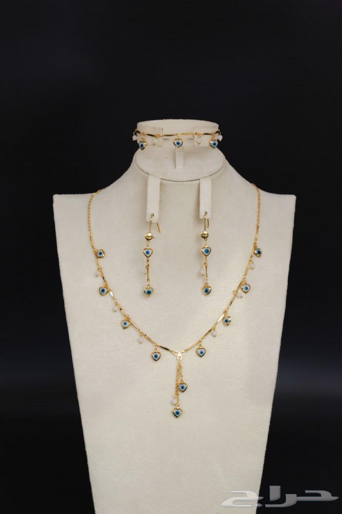Selling alternatives to gold, zircon and diamond63076167803649111