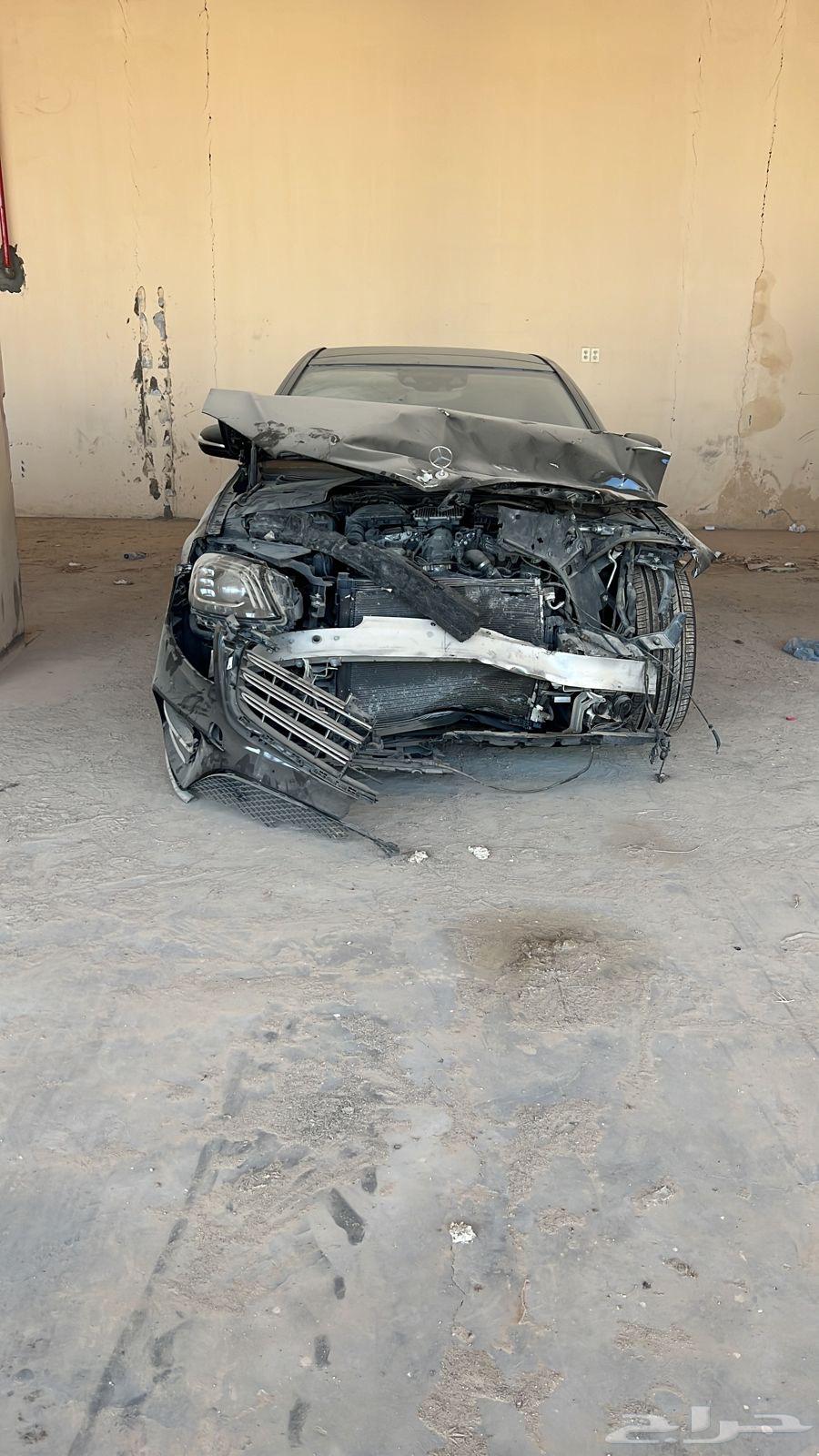 Car Painting and Bodywork Workshop63112546163713112