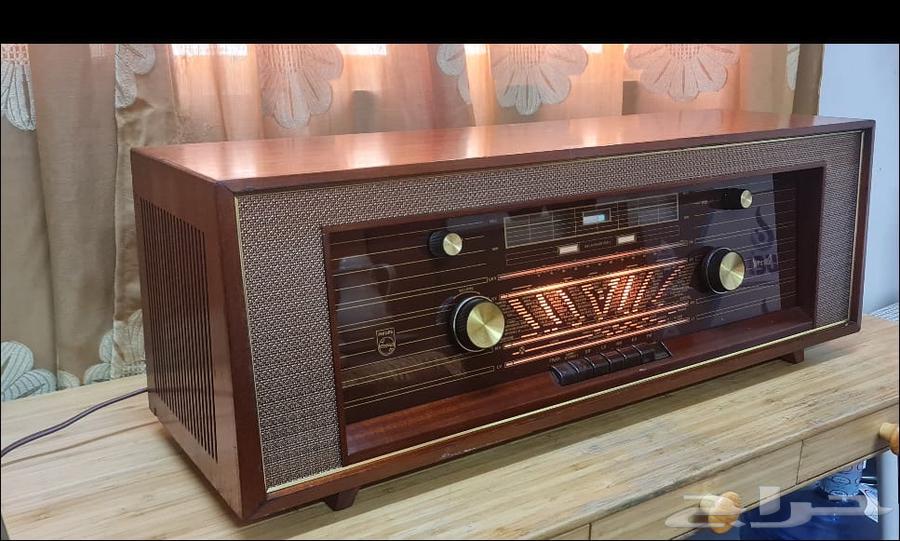 Radio63077779672193112