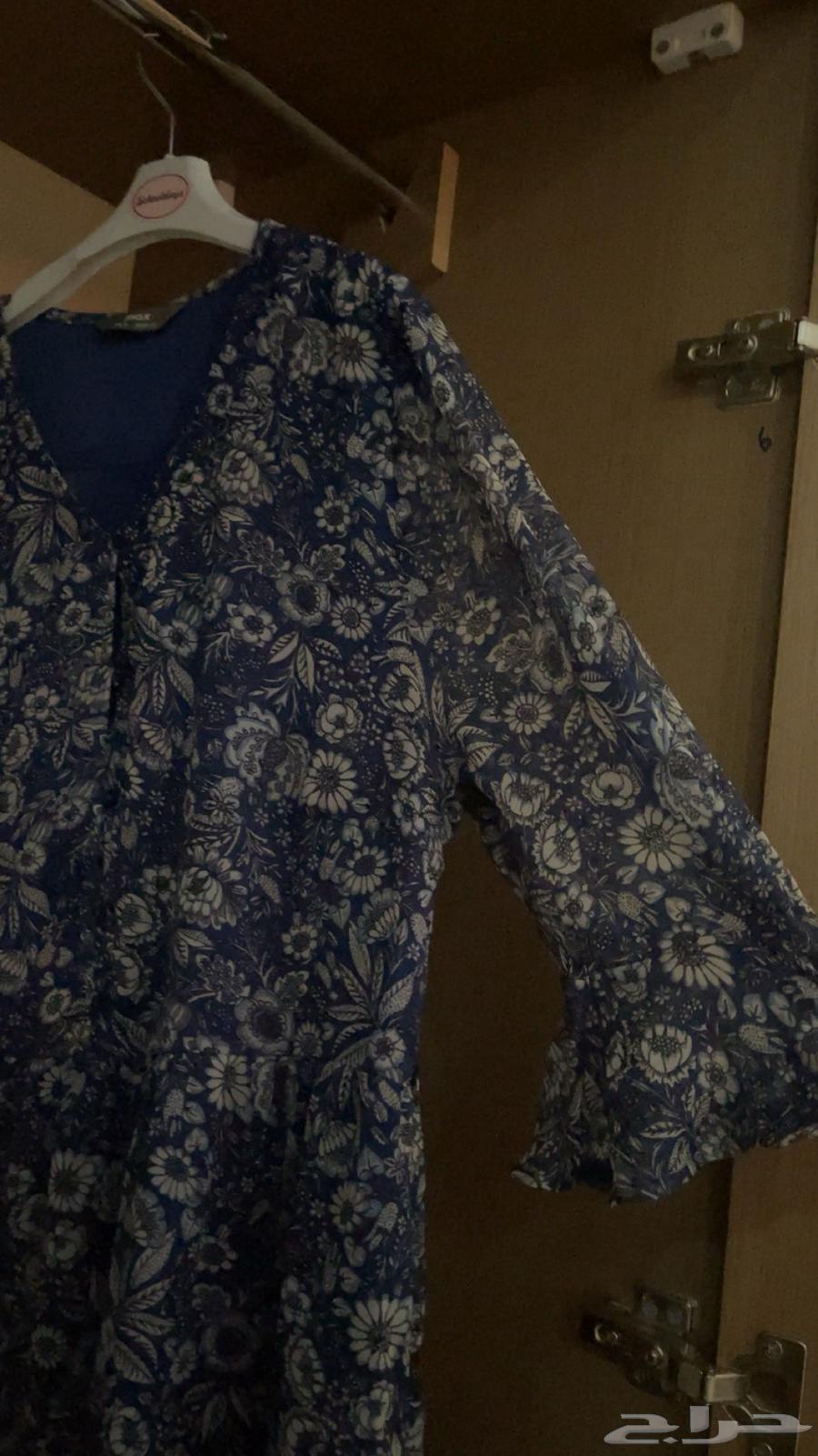 Summer dress worn twice63073335983106111