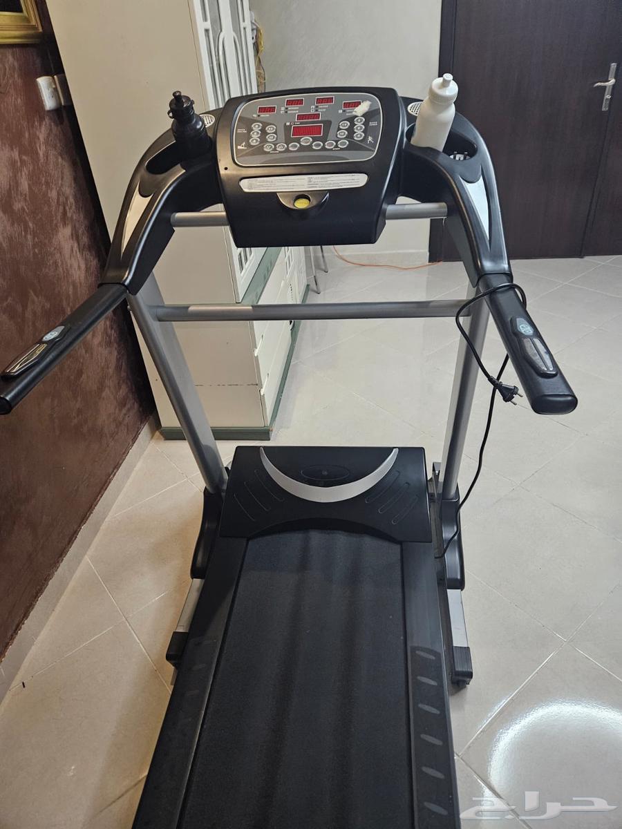 Home treadmill storage device63076952984449112