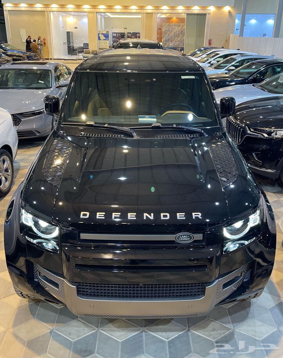 Defender 110 4 Cylinder 2025 at a price of 36500063109597337859111