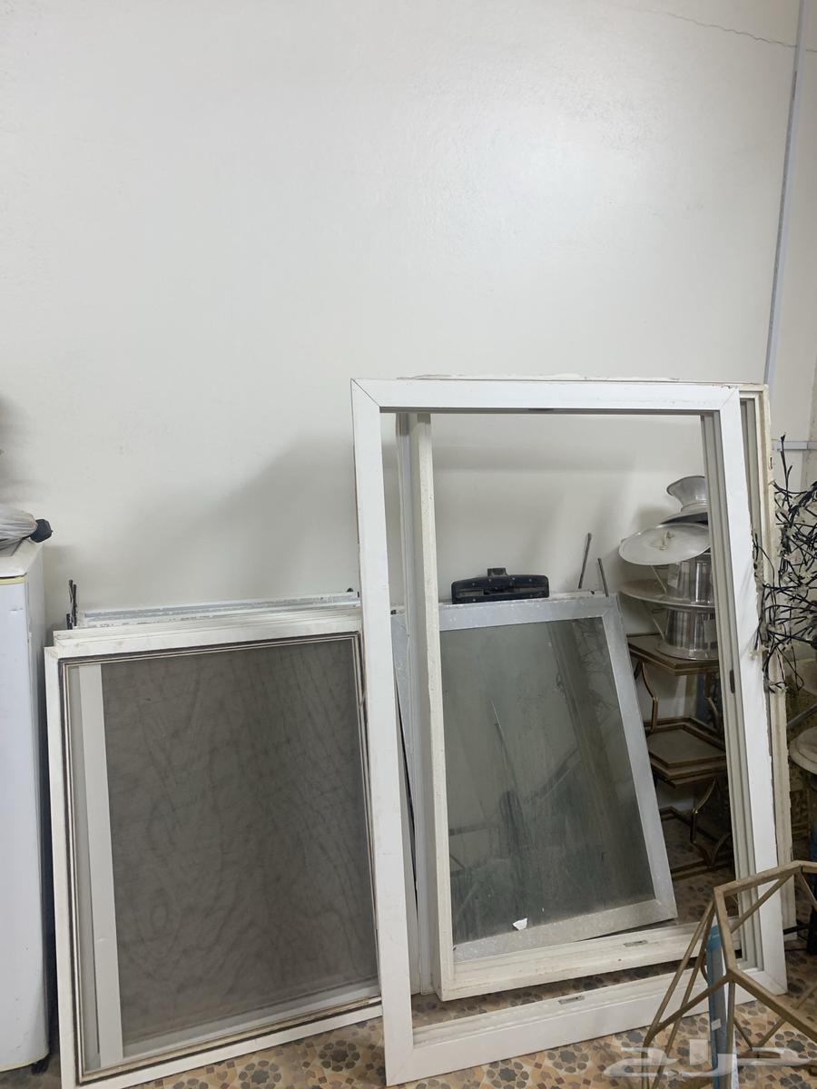 شبابيك عدد7زجاج سكوريت اللون عسلي عاكس ارتفاع93عرض 7563016516667395111