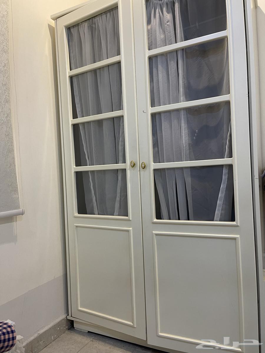 دولاب ابيض نضيف لسرعه البيع63075384334722113