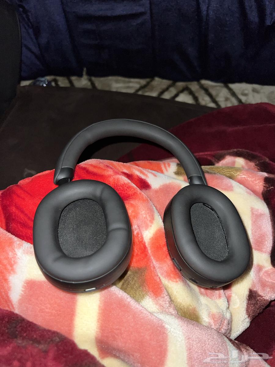 Sony Bluetooth headphones630802312839701119