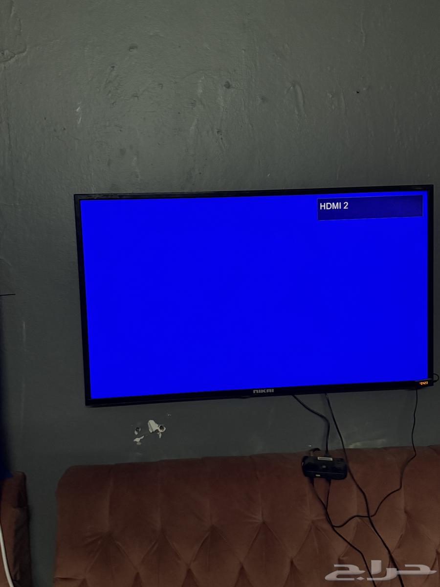 42 or 43 inch TV, clean screen, service that wants to contact me63077375723521113