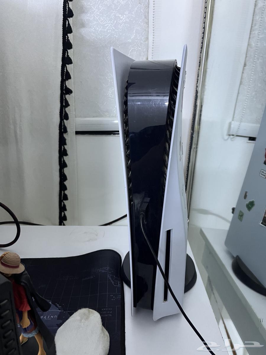 سوني فايف للبيع نبغى فيها 2000 ريال في كرتون نظيف معاي يده63075416410753112