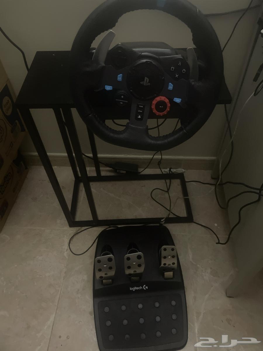 Daxter G29 works for PS3 and PS4. Not sure about Five, and it works on PC.63074607925378112