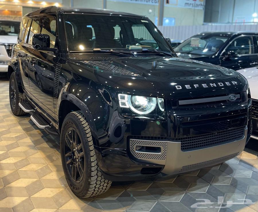 Defender 110 4 Cylinder 2025 at a price of 36500063109597337859112