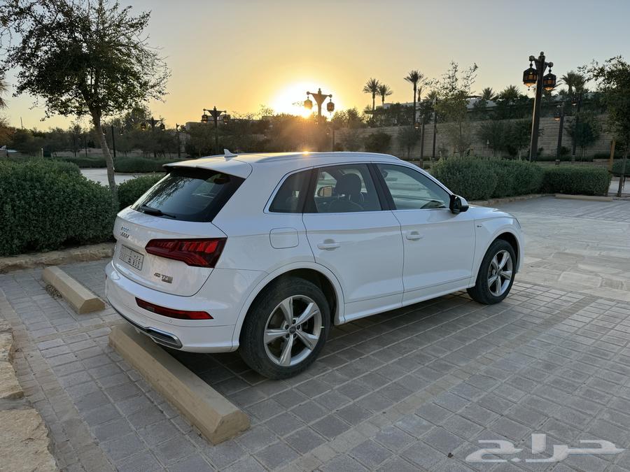 أودي Q5 201863109244382466114