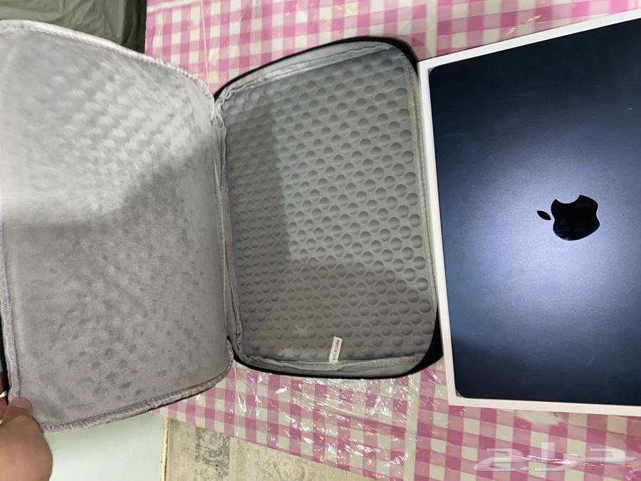 Laptop63074980961922111