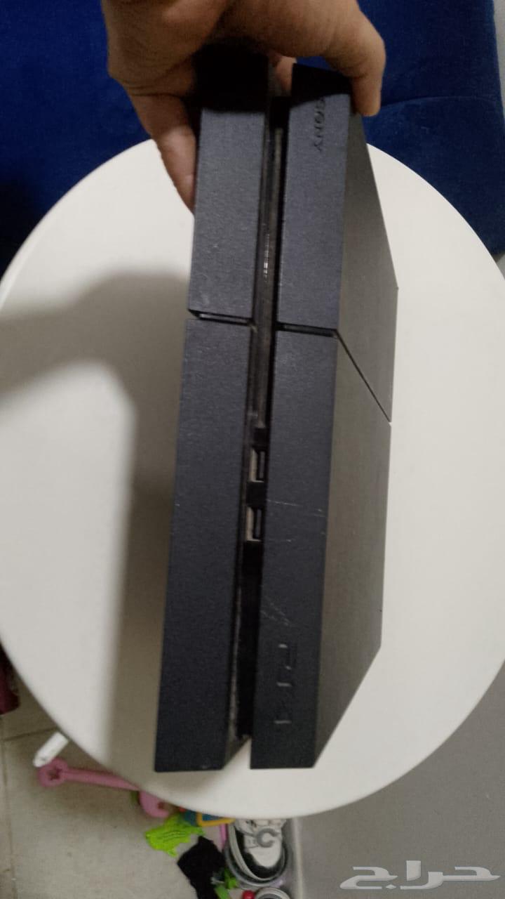 PlayStation 4 and tera with original hand630802313269781123